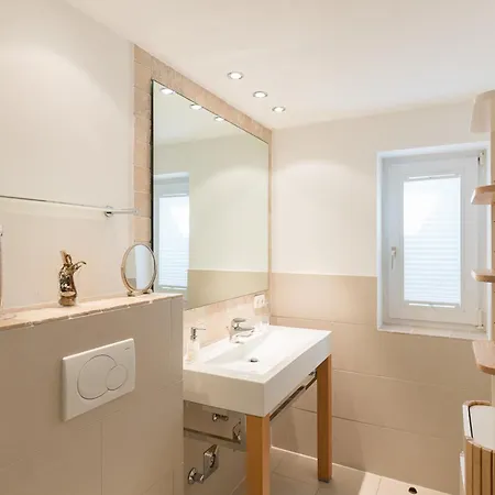 Haus-55-grad-nord-wohnung-02 דירה *
